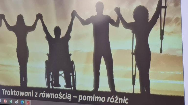 597816040_122252395358165410_7873376086358253722_n — kopia.jpg