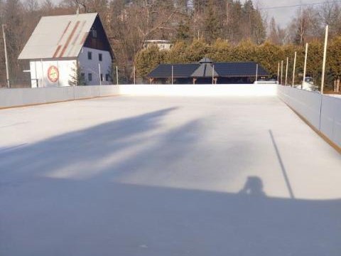 Lodowisko nową atrakcją stolicy Pienin