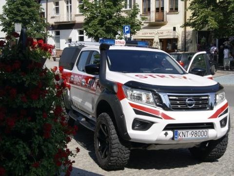 Uroczyste przekazanie samochodu pożarniczego
