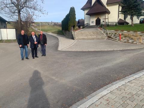 Modernizacja dróg na terenie gminy na ul. Kościelnej, Biały Potok oraz Św. Kingi